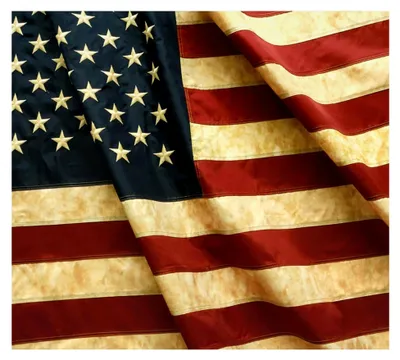 Produktbild von Vintage Stil Tee mit amerikanischer Flagge 3x5 Fuß Nylon - Gestickte Sterne und genähte Streifen - 4 Reihen von Schloßnähten - Antiquierte USA Bannerfahne mit Messingösen 3 X 5 Ft.