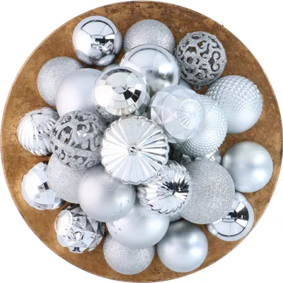 Produktbild von Giftsome 60 Weihnachtskugeln Set Christbaumkugeln Silber - Weihnachtsbaum Deko - Für Innen und Außen - Ø6/7 cm