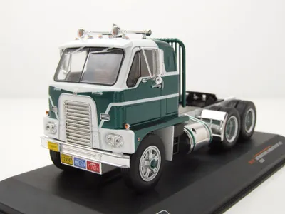 Produktbild von International Harvester DCOF-405 Zugmaschine 1959 weiß grün Modellauto 1:43 ixo models