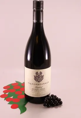 Produktbild von Blauburgunder Castel Turmhof - 2017 - Kellerei Tiefenbrunner