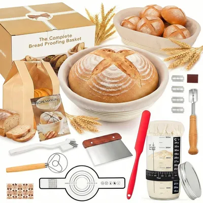 Produktbild von Set zum Backen von Sauerteigbrot mit Rattanbrotkorb