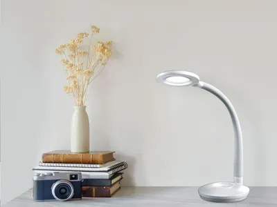 Produktbild von LED Schreibtischleuchte COBRA Weiß