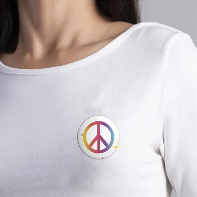 Produktbild von Huuraa Button Peace Geschenk Ansteck Pin Größe 59mm Peace Präsent