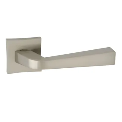 Produktbild von DOMINO Türgriff ohne Schlossrosette | quadratische Rosette | Türklinke für Zimmertür, Bürotür | aus Aluminium |Nickel Türdrückergarnitur | ANDY QR M9