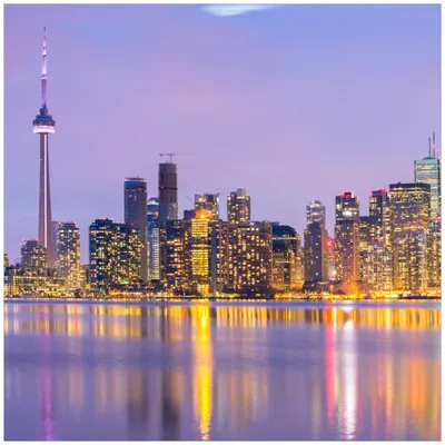 Produktbild von Wallario Möbeldesign -  Glasplatte, Schutzplatte mit Motiv - geeignet für Ikea Lack Tisch, Größe: 55 x 55 cm, Motiv: Toronto Skyline - Kanada am Abend