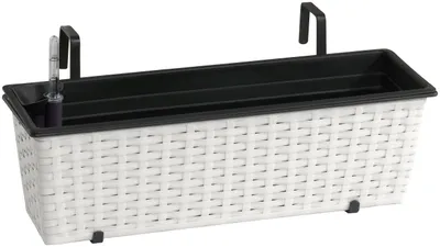 Imagen del producto de Jardinera de polirrotán con sistema de riego, de 60 x 19 x 18 cm, ideal para balcones y terrazas