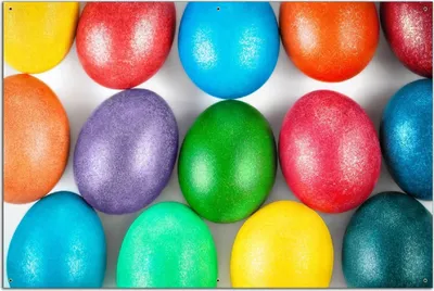 Produktbild von Wallario Outdoor-Poster für Garten oder Balkon, Motiv Bunte Oster-Eier in Nahaufnahme mit kräftigen Farben, in ca. 61 x 91,50 cm