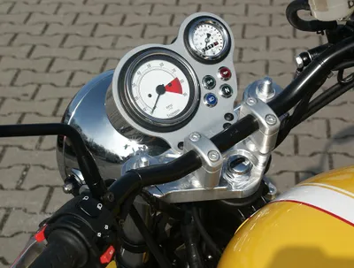 Produktbild von LSL Gabelbrücke für Triumph Thruxton - 2007, 22mm Lenker, silber