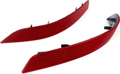 Productafbeelding van Reflectoren voor de achterste bumper – links en rechts – voor Mercedes GL350/GL450/GL550 (2010-2012) – Autotoebehoor