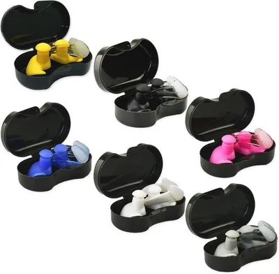 Produktbild von 12 Paar Badeplugs und Nasenslips - wiederverwendbar und wasserdicht