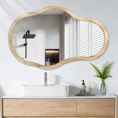 Image de Miroir mural asymétrique avec cadre en bois, dimensions 65 x 45 cm, forme irrégulière, miroir décoratif