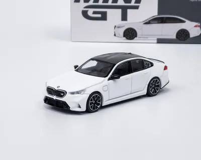 Obrázek produktu pro _BMW M5 Alpine White - Mini GT 1:64