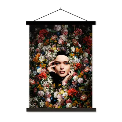 Produktbild von MuchoWow® Textilposter Blume - Frauen - Porträt - Botanisch 90x120 cm mit schwarzem Rahmen - Dekoration
