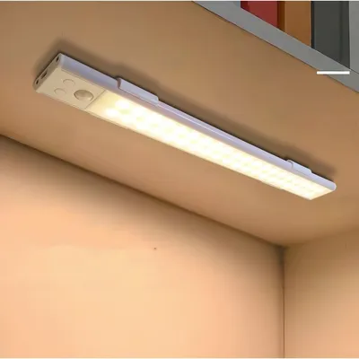 Imagen del producto de INF Tira LED recargable con sensor de movimiento PIR — 3 colores regulable, magnética, instalación sin taladrar, carga USB 5v Blanco 50 centímetros