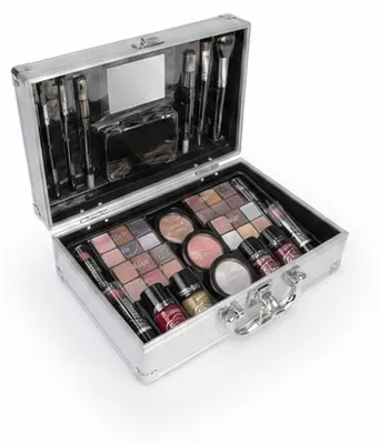 Produktbild von InAndOutdoorMatch - Make-up-Set - 24 Lidschatten - 4 Lippenstifte, KI-generiertes Bild