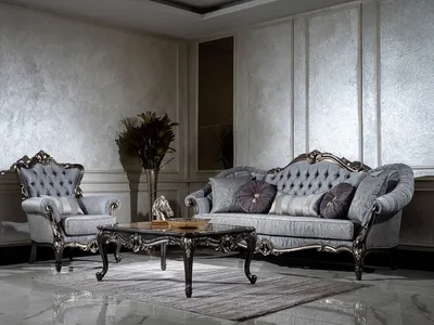 Produktbild von Casa Padrino Luxus Barock Wohnzimmer Set Hellblau / Grau / Dunkelgrau / Gold - 2 Sofas & 2 Sessel & 1 Couchtisch - Handgefertigte Wohnzimmer Möbel im Barockstil - Edel & Prunkvoll