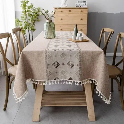 Produktbild von Famanu Tischdecke mit orientalischem Design - waschbare Leinenoptik