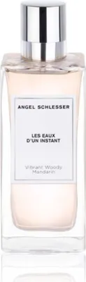 Produktbild von Angel Schlesser Les Eaux D´Un Instant Vibrant Woody Mandarin Eau De Toilette Spray 150ml