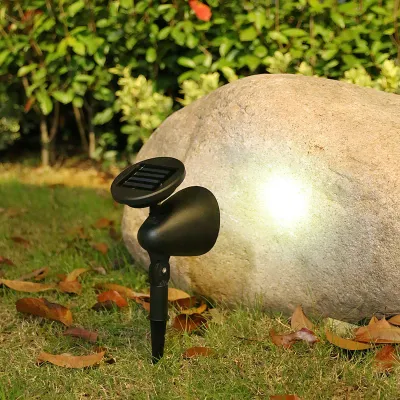 Obrázok produktu pre Vonkajšie solárne reflektory LED lampy Vodotesná záhradná lampa Pozemné trávnikové svetlo pre krajinu Biela
