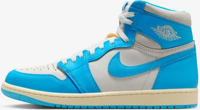 Produktbild von Nike Jordan 1 Retro High OG "UNC Reimagined" Blau, Größe: 45.5