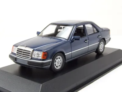 Produktbild von Maxichamps 940037006 Mercedes 230E 1991 dunkelblau metallic 1:43