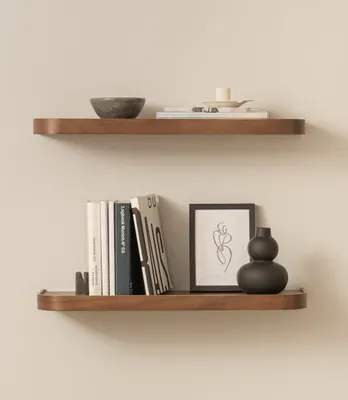 Produktbild von Wandregal-Set „Toke“ | 2 Hängeregale aus Echtholzfurnier | Schwebendes Holzregal als Bücherregal, Wanddekoration und Aufbewahrung für Bad, Wohnzimmer, Küche, Schlafzimmer | Walnuss