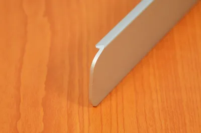 Produktbild von 1 Stück IHC Endleiste Winkelleiste Seiteleiste Arbeitsplatte Küche Rechts 28mm