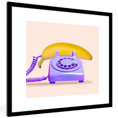Produktbild von MuchoWow® Gerahmtes Poster Banane - Telefon - Lila - Gelb 40x40 cm - Poster mit Schwarzem Bilderrahmen Wandposter Rahmen Foto Bilder - Poster - Plakat im Rahmen