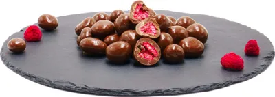 Produktbild von Himbeeren gefriergetrocknet mit Vollmilch-Schokolade: 100g Größe: 100g