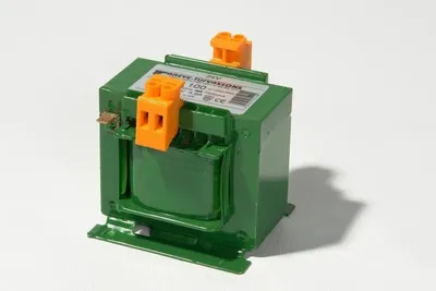 Productafbeelding van STM 160VA 230/24V IP00: Enfasige transformator voor isolatie of veiligheid, met een enkeldelige behuizing
