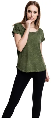 Productafbeelding van Urban Classics dames T-shirt met lange rug en getailleerde pasvorm, in de kleur groen (olijfgroen)