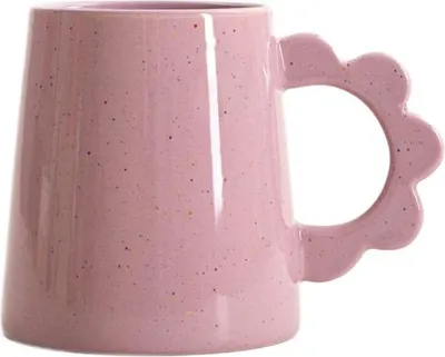 Produktbild von HOMLA PELMA Becher in lila mit blumenförmigem Henkel 0,4 l