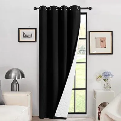 Produktbild von Famanu Thermovorhang 100% Verdunkelung - Schwarz, 132 x 214 cm