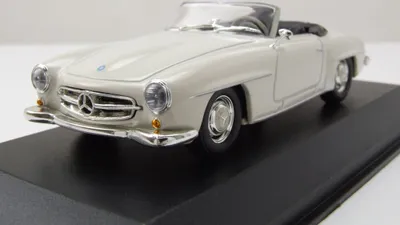Produktbild von Maxichamps 940033132 Mercedes 190 SL Cabrio W121 1955 weiß 1:43