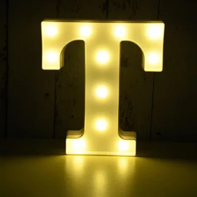 Image de Lettre lumineuse LED 3D, 22 cm lettre T