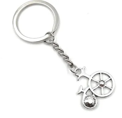 Produktbild von Onwomania Fahrrad großes Rad Schlüsselanhänger Metall Glücksbringer in Alu Geschenkbox, ideal zum Verschenken