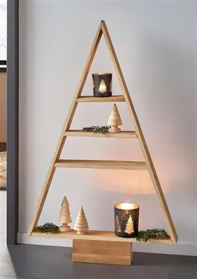 Produktbild von Dekotanne "Rustikal" aus recyceltem Holz, 78 cm hoch, Regal mit 4 Ebenen, Pyramide