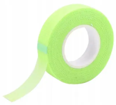 Produktbild von Grünes, perforiertes Wimpernband, 1,2 cm x 9 m
