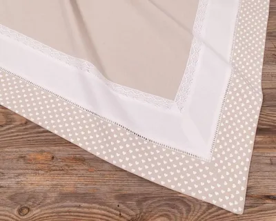 Immagine prodotto di Tovaglia TRAUDL cuori in pizzo beige, 100 % cotone, in 100x100 cm
