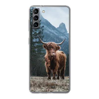 Produktbild von MuchoWow® Handyhülle Schutzhülle Hülle für Samsung Galaxy S21 Plus Schottische Highlander - Berg - Landschaft - Bäume - Kuh - Natur Silikon Softcase Handy Hülle - Handy-Tasche