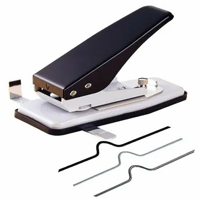 Produktbild von 1x Daumenlochstanze Halbkreisstanzung Breite 20mm Tiefe 10mm inkl. 50 Kalenderhaken