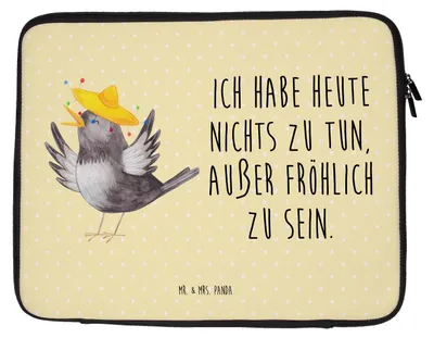 Produktbild von Mr. & Mrs. Panda Laptop Hülle Rabe Sombrero 27 x 36 cm - Gelb Pastell - Geschenk, Notebooktasche, Case, Laptoptasche, Laptophülle, Tasche, Vogel, Spruch Positiv, Elster