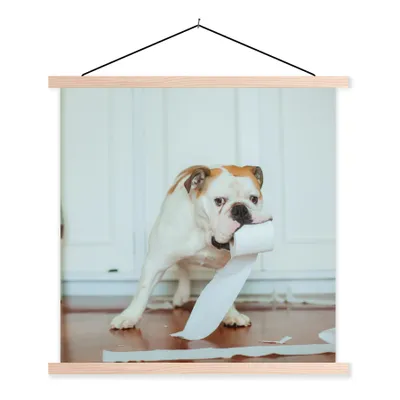 Produktbild von MuchoWow® Textilposter Hund spielt mit Toilettenpapier 40x40 cm mit holzfarbenen Rahmen - Posterleiste