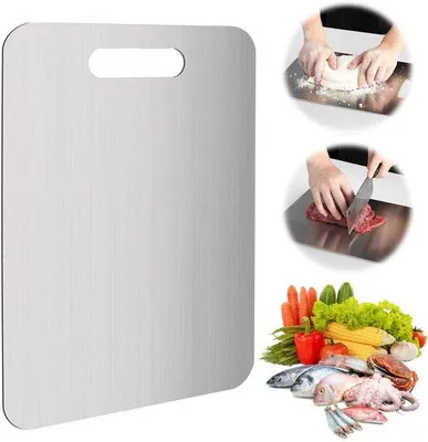 Produktbild von Ibenzoa® Schneidebrett aus rostfreiem Edelstahl, doppelseitig & spülmaschinenfest, mit Griff – hygienisch für Gemüse, Obst & Fleisch, 33 x 23 cm