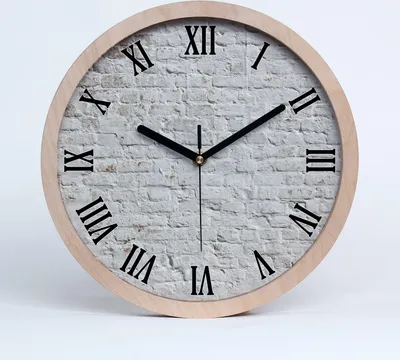 Produktbild von Holzuhr 25fi cm wanduhr - schwarze Spitzen - Ziegelwand