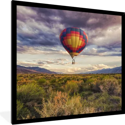 Produktbild von MuchoWow® Gerahmtes Poster Heißluftballon - Wiese - Amerika 40x40 cm - Poster mit Schwarzem Bilderrahmen Wandposter Rahmen Foto Bilder - Mit Rahmen - Wanddekoration Schlafzimmer
