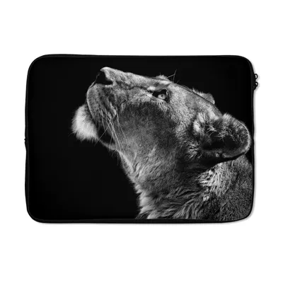 Produktbild von MuchoWow® Laptop Hülle 13 Zoll Löwe - Tiere - Schwarz und weiß Laptoptasche - Laptophülle - Sleeve - Rundumschutz