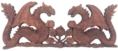 Image de Panneau en bois sculpté représentant deux dragons face à face - 40 x 15 cm