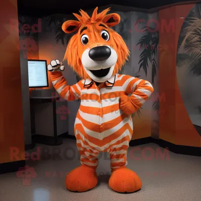 Produktbild von Orangefarbener REDBROKOLY Zebra Maskottchen Kostüm charakter bekleidet mit einem Hemd und Kummerbunden