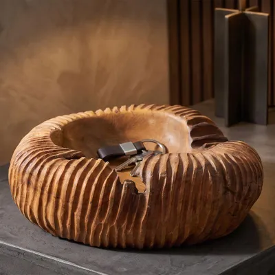 Immagine prodotto di Ciotola decorativa Garit, realizzata in legno di teak riciclato, dimensioni 37x40x16 cm, colore marrone, design di Mauro Ferretti